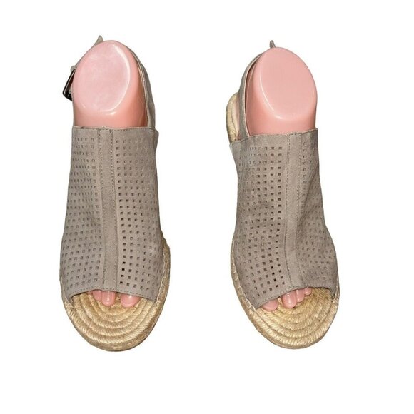 Caslon Women's Size 8.5 Espadrille Open Toe Wedge Sandals Suede Lasercut Taupe - Picture 2 of 7